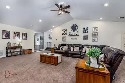 204 N Woodland Avenue, Oglesby, IL 61348 - Photo 7