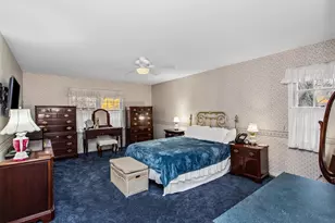 28 Plymouth Ct, Lincolnshire, IL 60069 - Photo 15