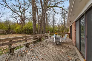 28 Plymouth Ct, Lincolnshire, IL 60069 - Photo 31