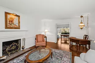 28 Plymouth Ct, Lincolnshire, IL 60069 - Photo 3