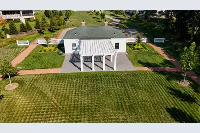 210 Majestic Oak Court, Lake Forest, IL 60045 - Photo 17