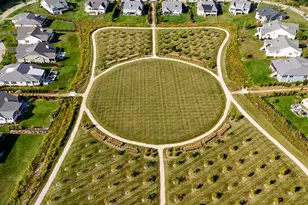 210 Majestic Oak Ct, Lake Forest, IL 60045 - Photo 3