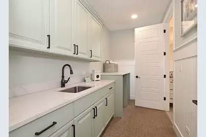 210 Majestic Oak Court, Lake Forest, IL 60045 - Photo 11