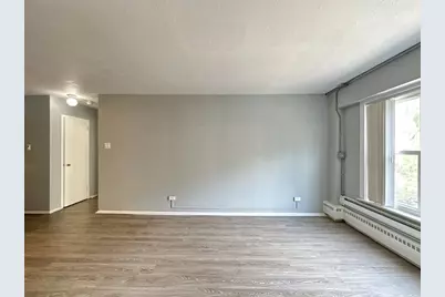 1040 W Hollywood Avenue #520, Chicago, IL 60660 - Photo 9