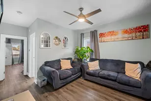 953 Hirsch Blvd, Calumet City, IL 60409 - Photo 11