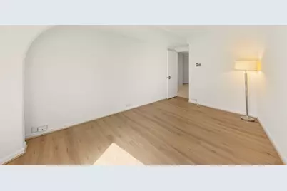 300 N State Street #3235, Chicago, IL 60654 - Photo 13