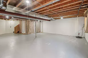 354 Vaughn Cir, Aurora, IL 60502 - Photo 37