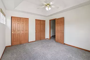 354 Vaughn Cir, Aurora, IL 60502 - Photo 33