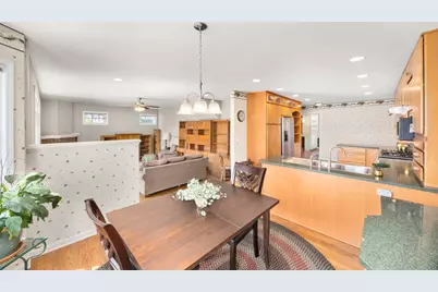 401 Greenwood Road, Glenview, IL 60025 - Photo 11