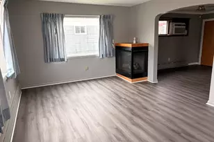 106 S Main St, Lostant, IL 61334 - Photo 3