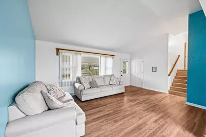 35W240 Crescent Drive, Dundee, IL 60118 - Photo 3