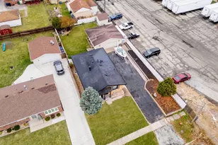 7656 W 80th Pl, Bridgeview, IL 60455 - Photo 35