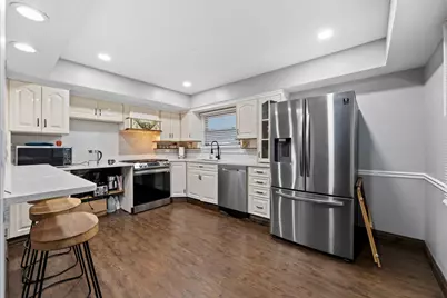 7656 W 80th Place, Bridgeview, IL 60455 - Photo 9