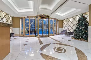 111 E Chestnut St, Chicago, IL 60611 - Photo 25