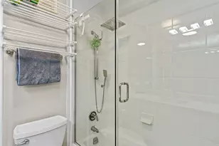 111 E Chestnut St, Chicago, IL 60611 - Photo 19
