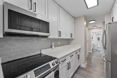 111 E Chestnut Street #28J, Chicago, IL 60611 - Photo 15