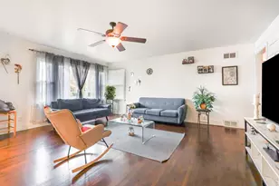 1404 Clara Ave, Joliet, IL 60435 - Photo 3