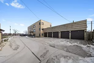 5701 W 55th St, Chicago, IL 60638 - Photo 15