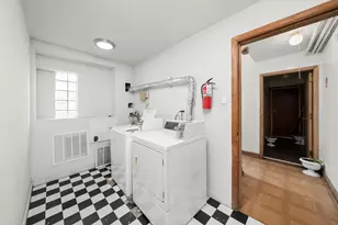 5701 W 55th St, Chicago, IL 60638 - Photo 13