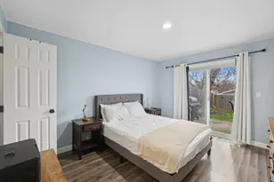 1220 Fulton Dr, Streamwood, IL 60107 - Photo 9