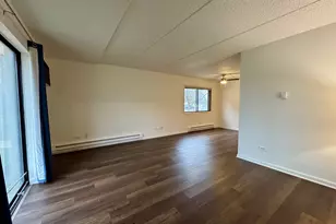 244 Klein Creek Ct, Carol Stream, IL 60188 - Photo 5