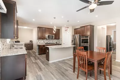 2643 McLellan Boulevard, Yorkville, IL 60560 - Photo 7