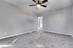 208 W Sycamore St, Millington, IL 60537 - Photo 7