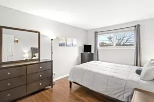 8725 N National Ave, Niles, IL 60714 - Photo 13