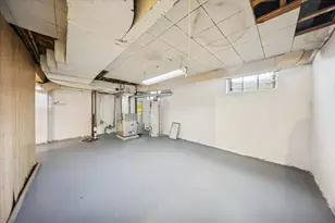 3047 N 79th Ave, Elmwood Park, IL 60707 - Photo 17