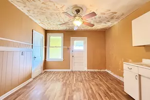 1541 N Latrobe Ave, Chicago, IL 60651 - Photo 17