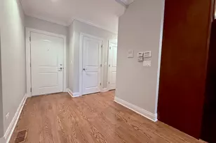 5512 W Higgins Ave, Chicago, IL 60630 - Photo 7