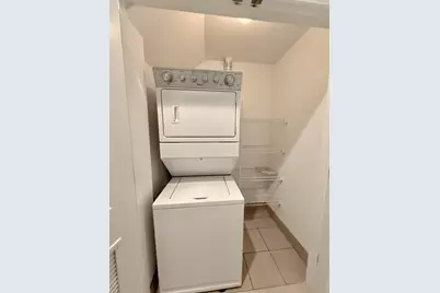 5512 W Higgins Avenue #1E, Chicago, IL 60630 - Photo 19