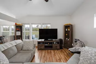 1310 Harvest Dr, Crest Hill, IL 60403 - Photo 7