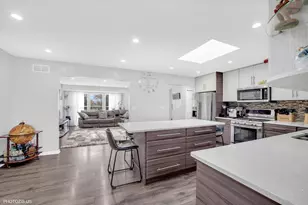 21314 Highland Dr, Lake Zurich, IL 60047 - Photo 19