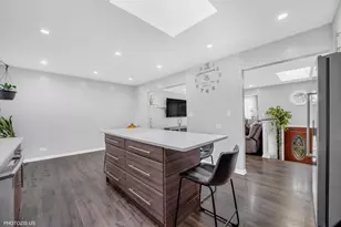 21314 Highland Dr, Lake Zurich, IL 60047 - Photo 11