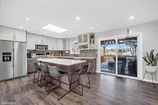 21314 Highland Dr, Lake Zurich, IL 60047 - Photo 9