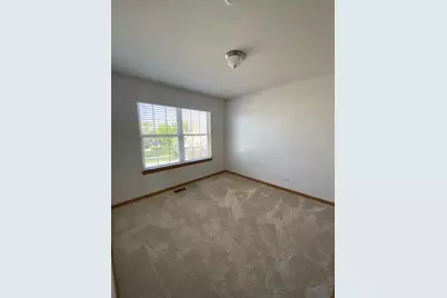 545 Yorkshire Lane, Pingree Grove, IL 60140 - Photo 15