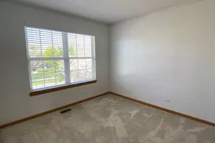 545 Yorkshire Ln, Pingree Grove, IL 60140 - Photo 15