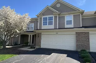 545 Yorkshire Ln, Pingree Grove, IL 60140 - Photo 1