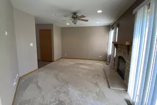 545 Yorkshire Ln, Pingree Grove, IL 60140 - Photo 3