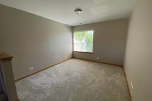 545 Yorkshire Ln, Pingree Grove, IL 60140 - Photo 9