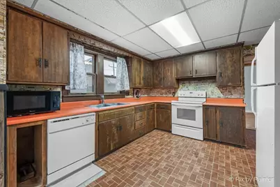 [Address not provided], Dekalb, IL 60115 - Photo 9