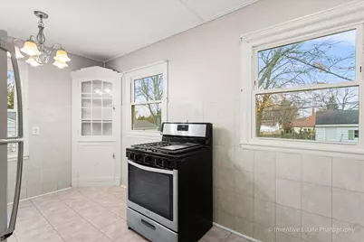 302 S Park Street, Westmont, IL 60559 - Photo 7