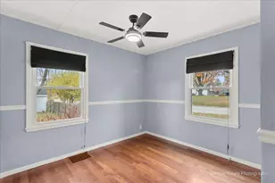 302 S Park St, Westmont, IL 60559 - Photo 11