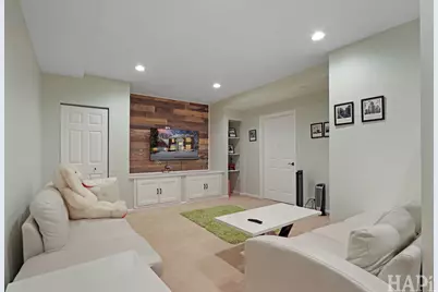 1121 Williamsburg Circle, Grayslake, IL 60030 - Photo 23