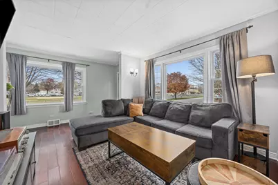 9201 S 52nd Avenue, Oak Lawn, IL 60453 - Photo 7