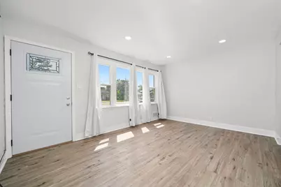 8744 Central Avenue, Oak Lawn, IL 60453 - Photo 3
