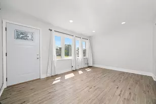 8744 Central Ave, Oak Lawn, IL 60453 - Photo 3