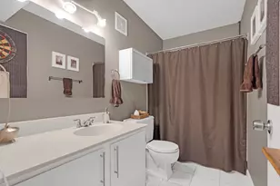 727 Killarney Ct, Schaumburg, IL 60193 - Photo 11