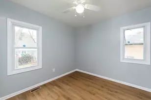 132 Dorchester Ct, Waukegan, IL 60085 - Photo 15